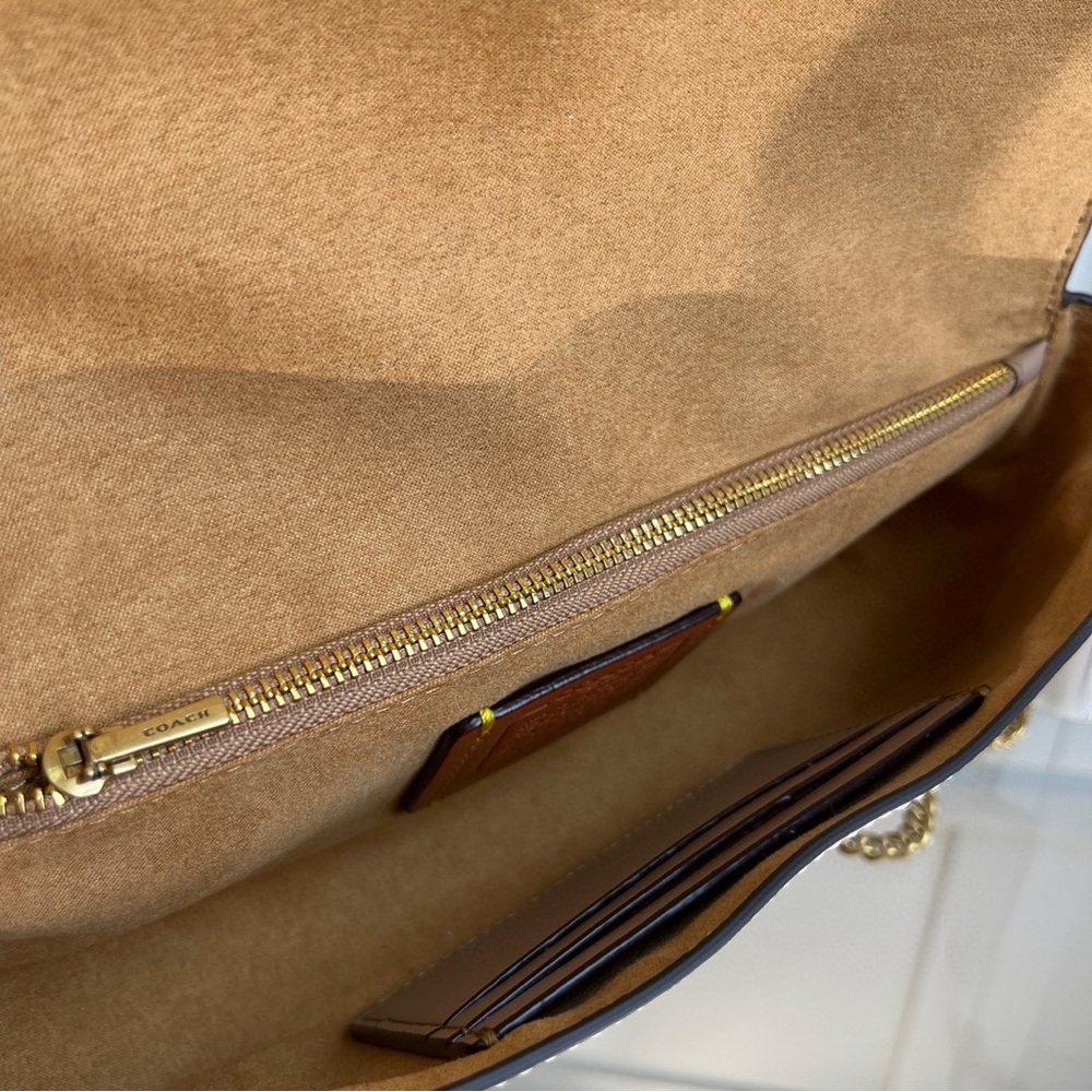 Coach Cream Leather Crossbody with Gold 'C' Accent - Picture 6 of 8